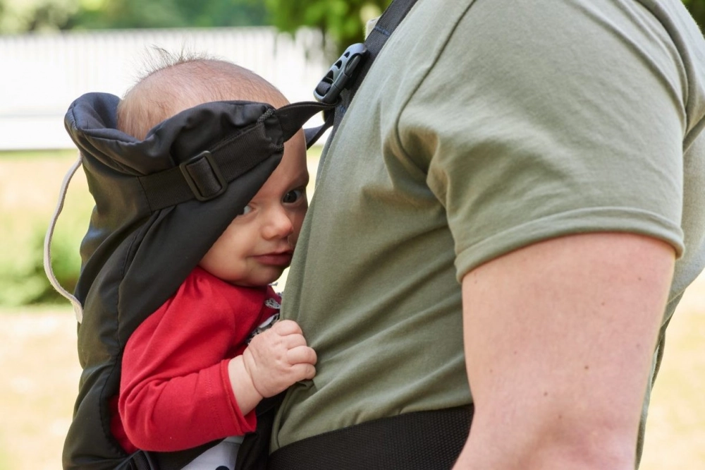 Chicco Easy Fit Baby Carrier - Black Night